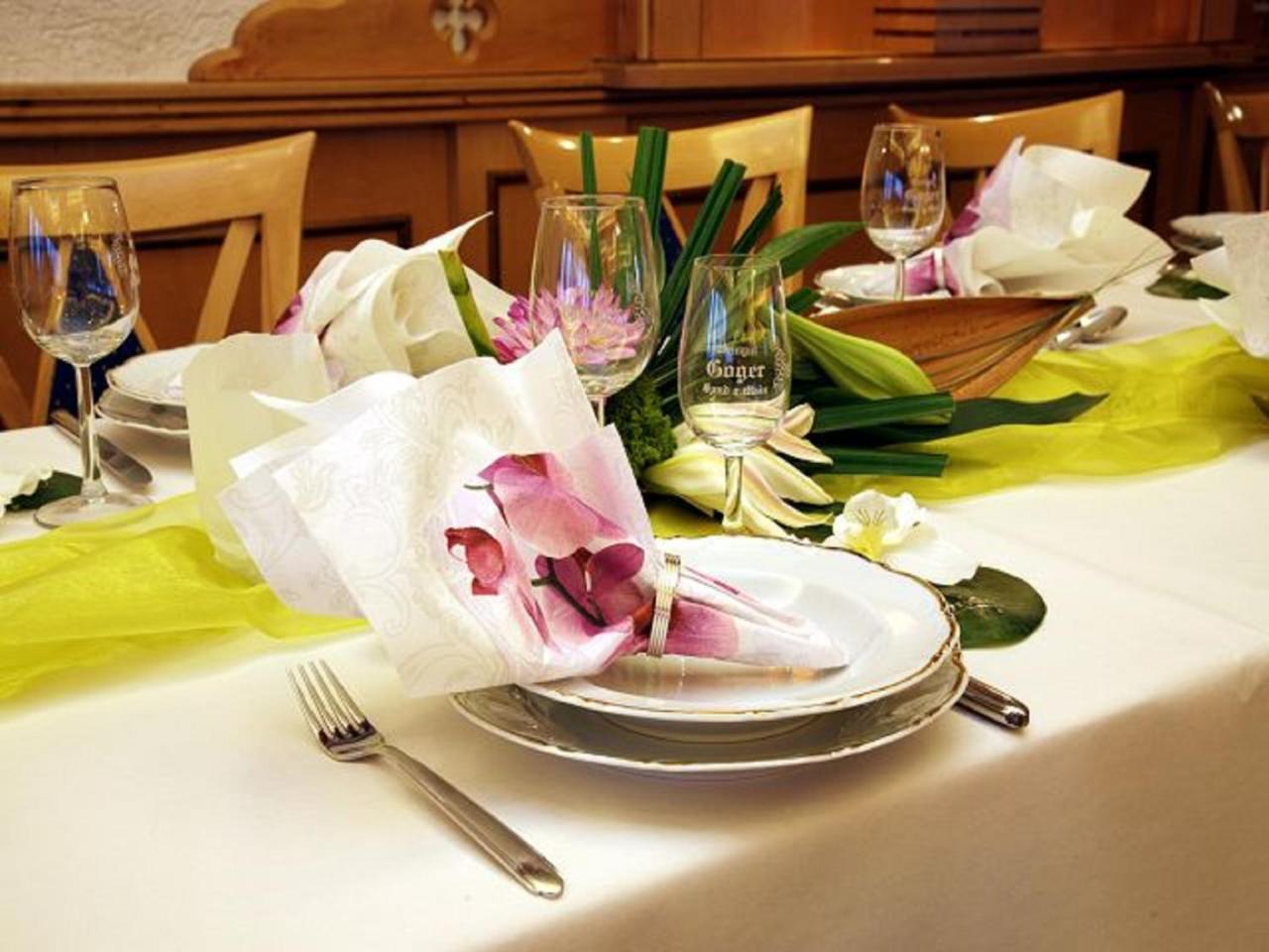 Weinhotel Goger Sand Екстер'єр фото